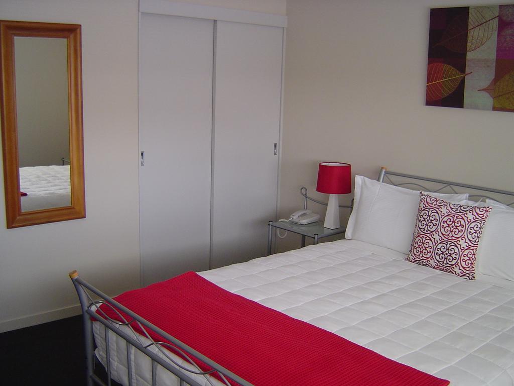 Kudos Business Suites & Airport Motel Auckland Extérieur photo