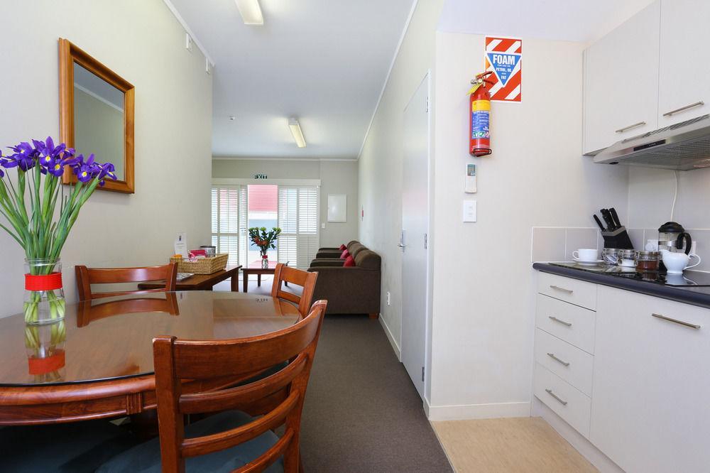 Kudos Business Suites & Airport Motel Auckland Extérieur photo