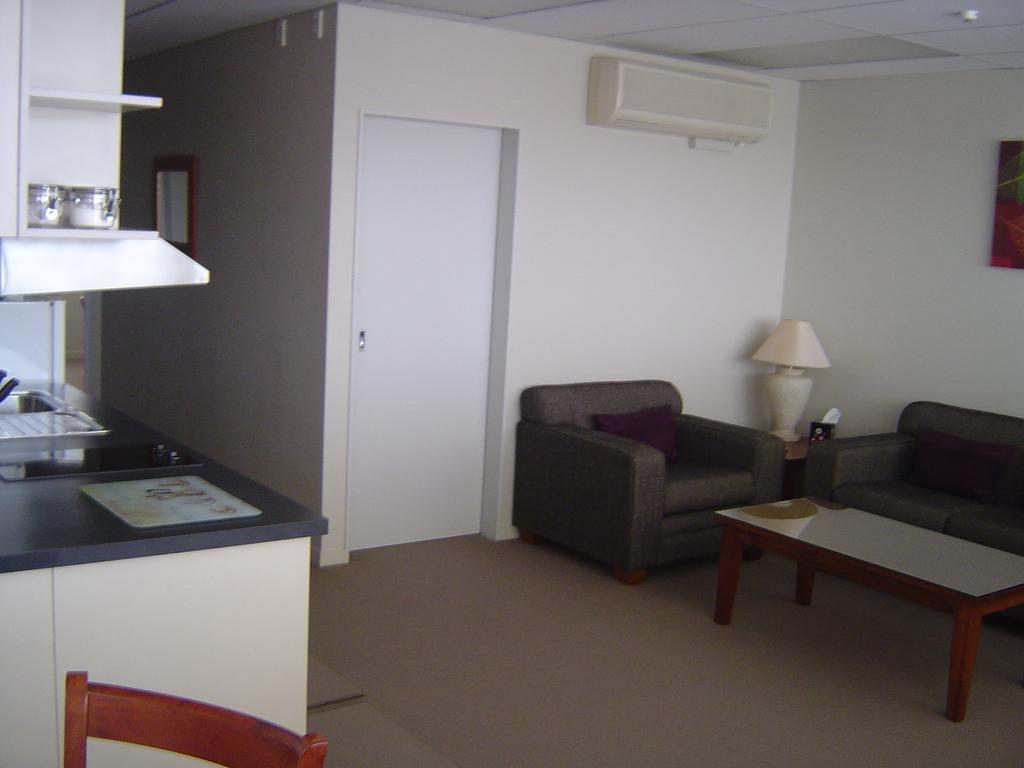 Kudos Business Suites & Airport Motel Auckland Extérieur photo