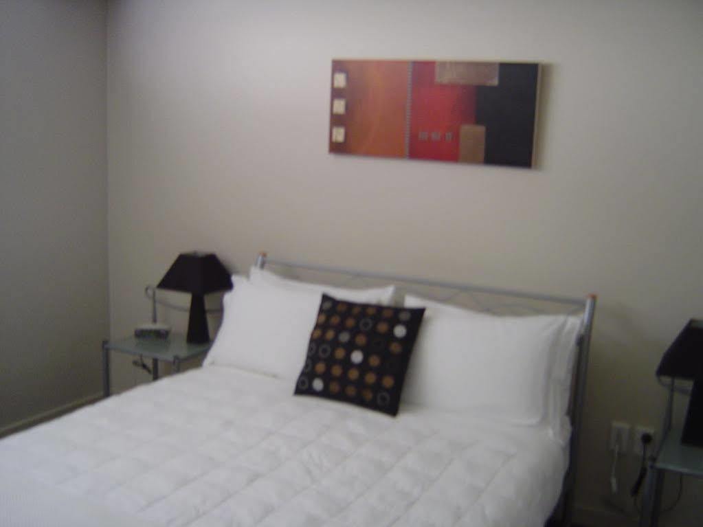 Kudos Business Suites & Airport Motel Auckland Extérieur photo