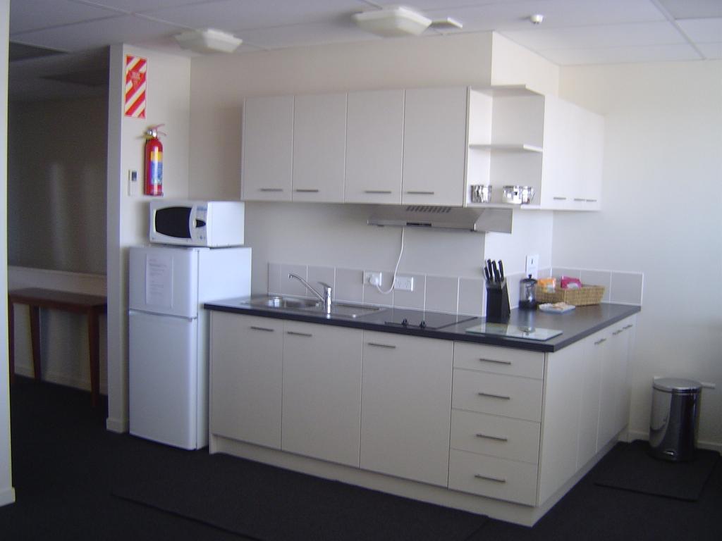 Kudos Business Suites & Airport Motel Auckland Extérieur photo