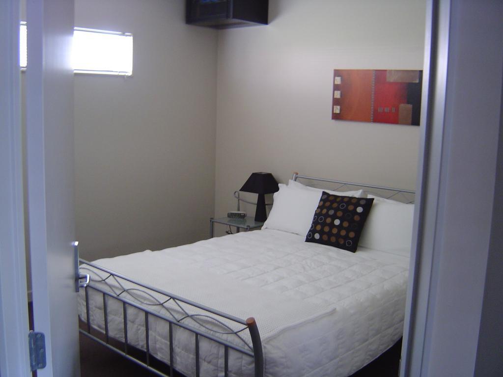 Kudos Business Suites & Airport Motel Auckland Extérieur photo